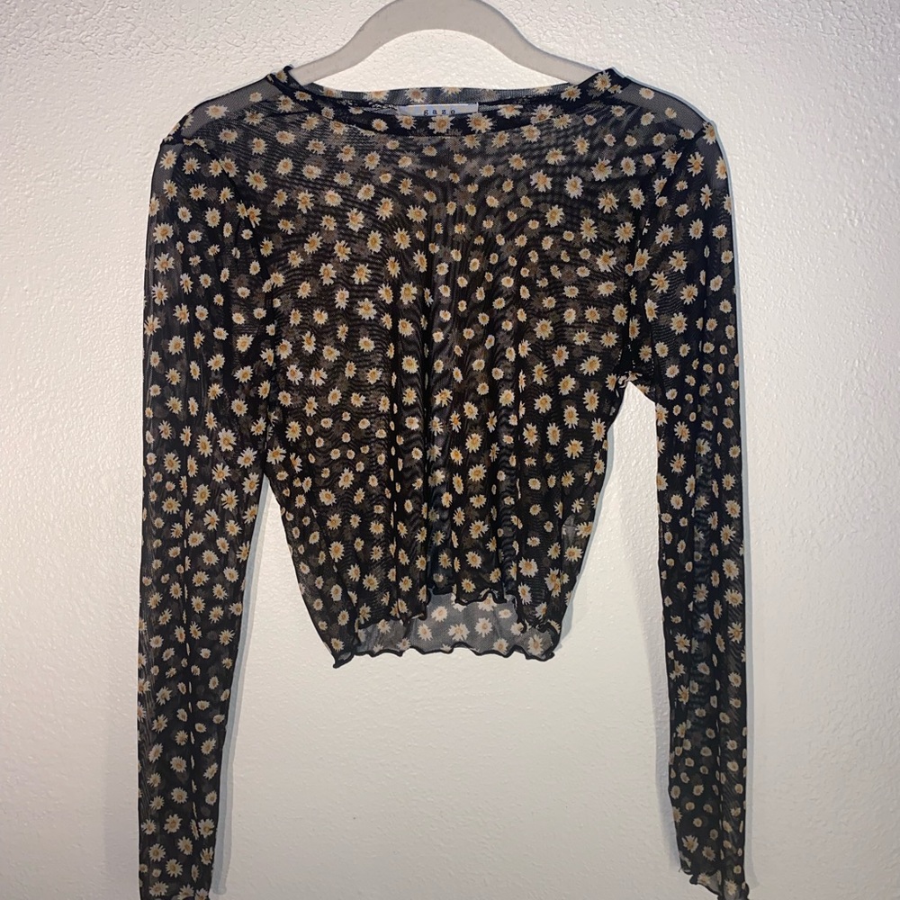 Knit see through floral long sleeve crop top